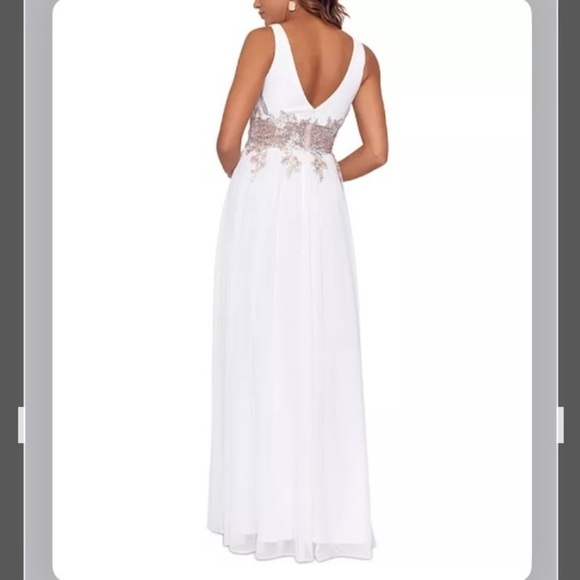 Betsy & Adam V-Neck Mesh-Waist Embroidered Chiffon Gown in White/Gold Size 4 - Picture 2 of 11